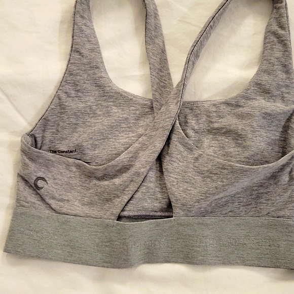 The constant sport bra - Picture 2 of 2